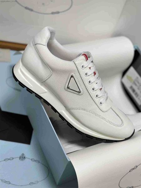 2023s/s men prax 01 sneakers shoes re-nylon brushed leather mens triangle mesh casual walking breath runner casual outdoor trainer eu38-46, Black
2023s/s men prax 01 sneakers shoes re-nylon brushed leather mens triangle mesh casual walking breath runner casual outdoor trainer eu38-46, Black
