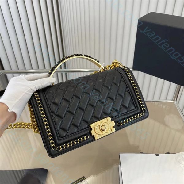 luxury designer woman classics solid color handbags cross body bags shoulders bags chain decoration clutch totes hobo purses wallet cosmetic
luxury designer woman classics solid color handbags cross body bags shoulders bags chain decoration clutch totes hobo purses wallet cosmetic