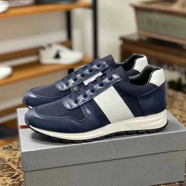 men prax 01 sneakers designer shoes fabric leather black platform race triple running casual shoes eu40-45 with box no45
men prax 01 sneakers designer shoes fabric leather black platform race triple running casual shoes eu40-45 with box no45