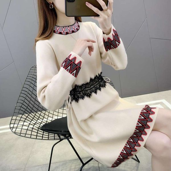 autumn and winter womens sweaters korean version of the mid length knee sweater dress for women color matching slim, White;black
autumn and winter womens sweaters korean version of the mid length knee sweater dress for women color matching slim, White;black