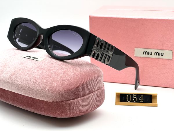 2023 designer luxury men women role classic brand retro women sunglasses designer eyewear metal frame sun glasses woman with box, White;black
2023 designer luxury men women role classic brand retro women sunglasses designer eyewear metal frame sun glasses woman with box, White;black