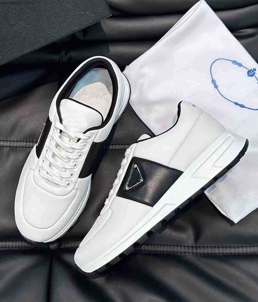 2023s/s luxury prax 01 sneakers shoes men's re-nylon technical fabric casual walking famous brand rubber lug sole party wedding runner, Black
2023s/s luxury prax 01 sneakers shoes men's re-nylon technical fabric casual walking famous brand rubber lug sole party wedding runner, Black