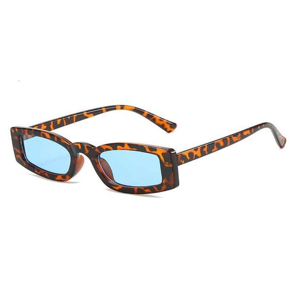small square sunglasses anti ultraviolet, White;black 
small square sunglasses anti ultraviolet, White;black