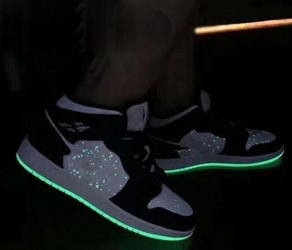 2022 a lightning barb reflective new cobranded student sneaker women039s basketball sneaker men7598437
2022 a lightning barb reflective new cobranded student sneaker women039s basketball sneaker men7598437