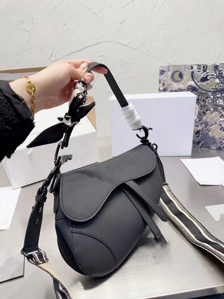 designer handbag saddle bag brand bag foreign style niche saddle bag chain bag women's shoulder bag wallet card bag envelope luxury min
designer handbag saddle bag brand bag foreign style niche saddle bag chain bag women's shoulder bag wallet card bag envelope luxury min
