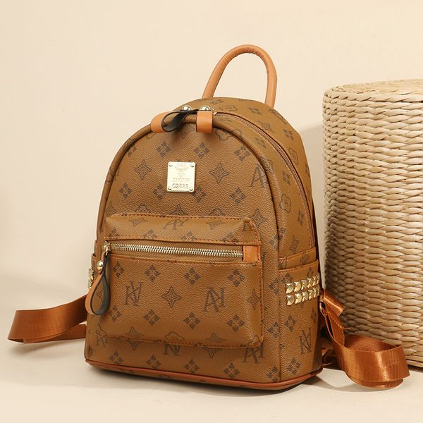 wholesale women shoulder bag 3 colors daily joker color matching fashion handbag outdoor soft leather leisure travel backpacks personalized
wholesale women shoulder bag 3 colors daily joker color matching fashion handbag outdoor soft leather leisure travel backpacks personalized