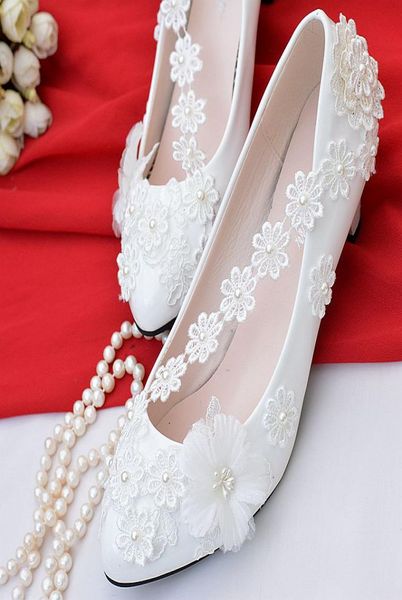 chic white shoes woman pumps low heel big size slip on wedding shoes slip on bridal shoes lace appliques beads party 862736, Black
chic white shoes woman pumps low heel big size slip on wedding shoes slip on bridal shoes lace appliques beads party 862736, Black