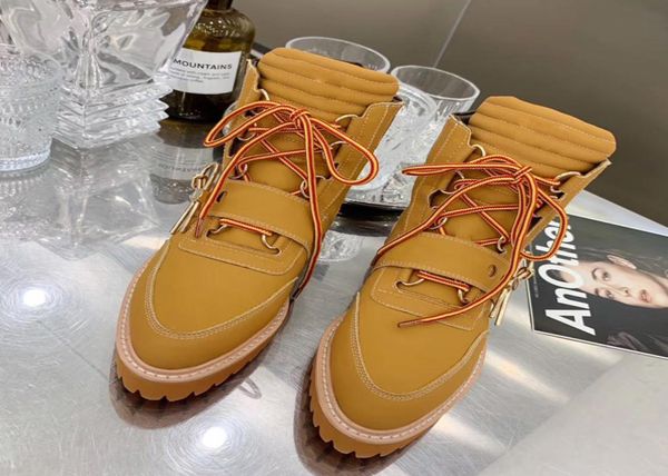 designernew stylt 2020 ankle boots women men latest designer boots golden chain reaction sneakers decoration size 3545 fo7463910, Black
designernew stylt 2020 ankle boots women men latest designer boots golden chain reaction sneakers decoration size 3545 fo7463910, Black