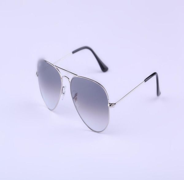 brand designer classic pilot sunglasses for men gradient gray lens sunglasses women retro metal frame glasses gafas oculos de sol 3194549, White;black
brand designer classic pilot sunglasses for men gradient gray lens sunglasses women retro metal frame glasses gafas oculos de sol 3194549, White;black