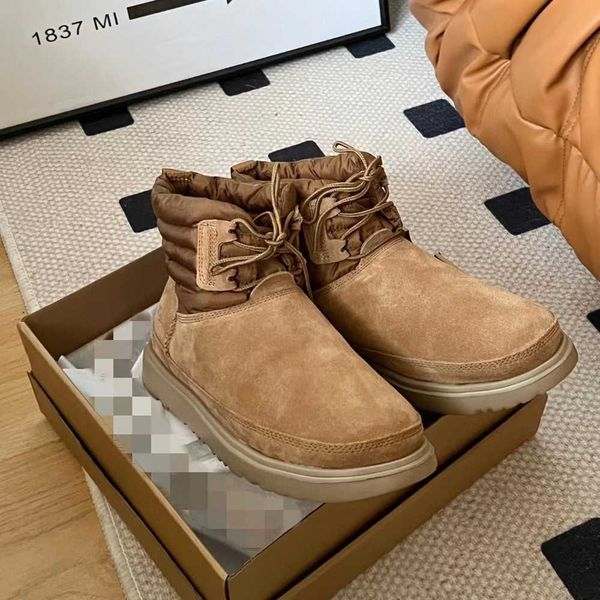 sheepskin and fur integrated middle tube lace up down tube snow boots for women in 2022, anti slip thickened wool snow boots for couples 230, Black
sheepskin and fur integrated middle tube lace up down tube snow boots for women in 2022, anti slip thickened wool snow boots for couples 230, Black