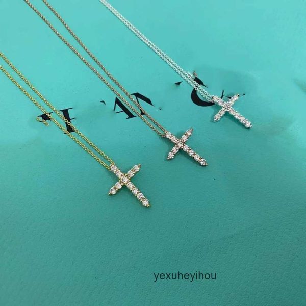 fashion female cross pendants dropshipping gold color crystal jesus cross pendant necklace jewelry for women s3, Silver
fashion female cross pendants dropshipping gold color crystal jesus cross pendant necklace jewelry for women s3, Silver