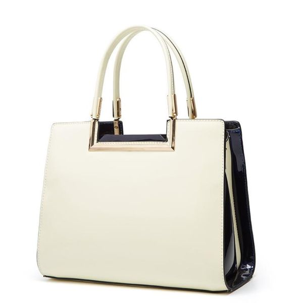 aged leather luxurys middle s2021 patent mother new simple fashion trend portable single shoulder women039s bag5200910
aged leather luxurys middle s2021 patent mother new simple fashion trend portable single shoulder women039s bag5200910