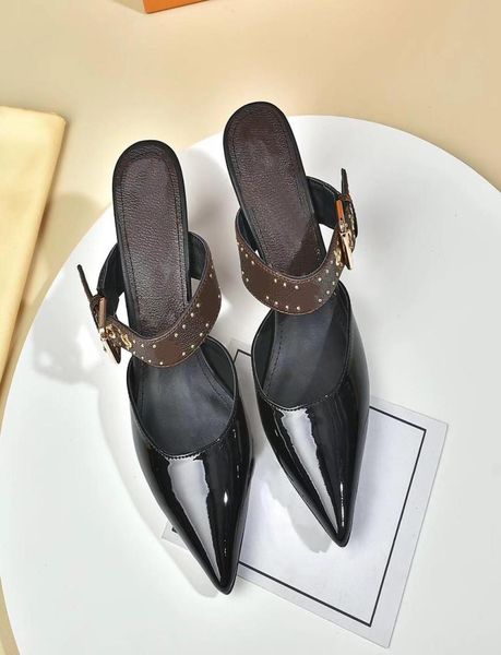 2021 roman ladies ankle dress sandals luxury designer patent leather highheeled shoes women party prom wedding summer pointed toe5661519, Black
2021 roman ladies ankle dress sandals luxury designer patent leather highheeled shoes women party prom wedding summer pointed toe5661519, Black