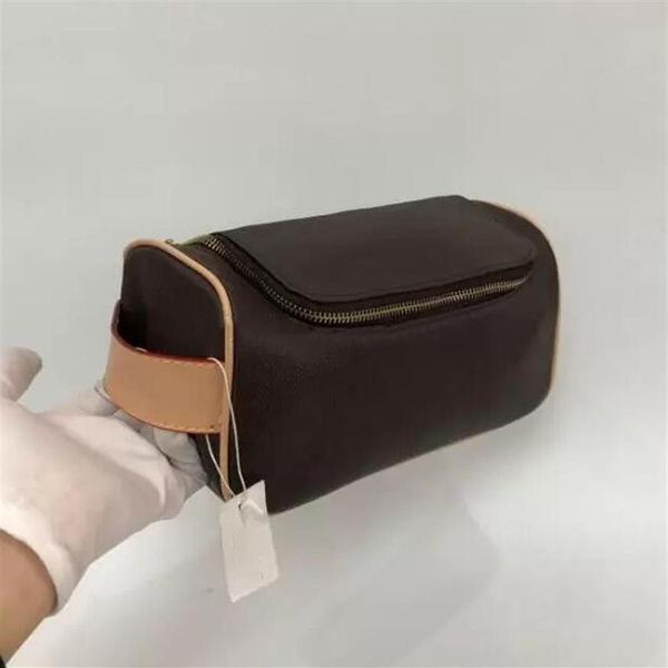 high-end quality men travelling toilet bag fashion women wash bag large capacity cosmetic bags makeup toiletry pouch wallet327t
high-end quality men travelling toilet bag fashion women wash bag large capacity cosmetic bags makeup toiletry pouch wallet327t