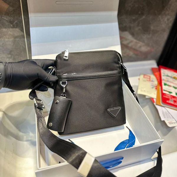 Luxurys Designers Bags Womens Men Handbags black Purses Lady Handbag Crossbody Shoulder Totes Fashion Wallet bag Sale Multiple Pieces
Luxurys Designers Bags Womens Men Handbags black Purses Lady Handbag Crossbody Shoulder Totes Fashion Wallet bag Sale Multiple Pieces