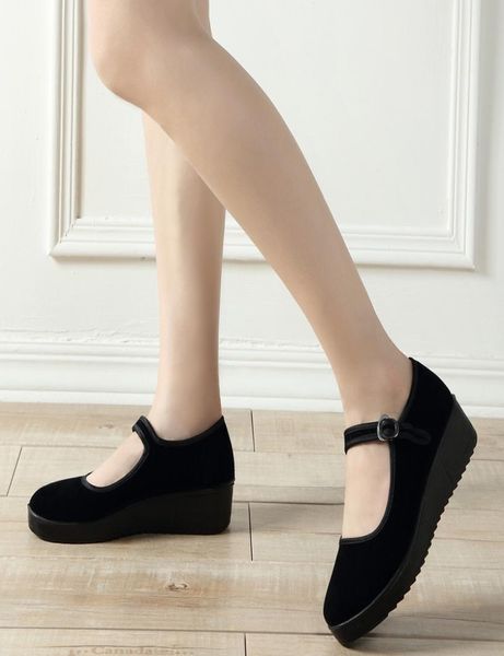 cloth shoes women039s flat non slip soft bottom black dance el work etiquette leisure1350812, Black;white
cloth shoes women039s flat non slip soft bottom black dance el work etiquette leisure1350812, Black;white
