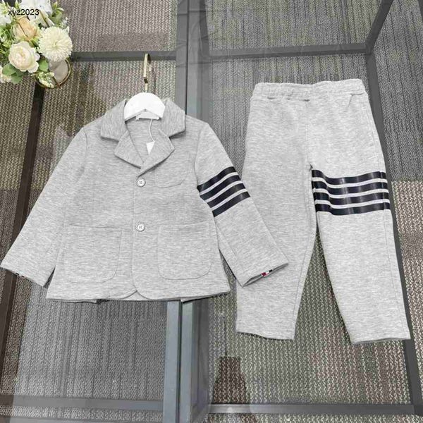 designer baby tracksuits kids formal dress size 100160 cm 2pcs polo collar long sleeved suit and striped decorative elastic waist pants 23ss, Black
designer baby tracksuits kids formal dress size 100160 cm 2pcs polo collar long sleeved suit and striped decorative elastic waist pants 23ss, Black