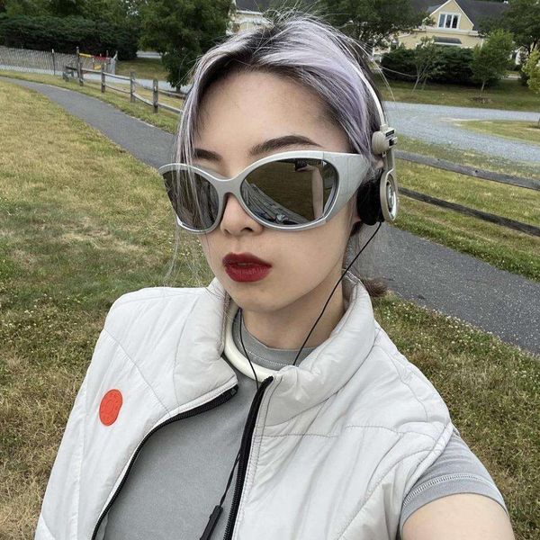 future technology museum sunglasses big frame outdoor riding slim concave shape cool, White;black
future technology museum sunglasses big frame outdoor riding slim concave shape cool, White;black