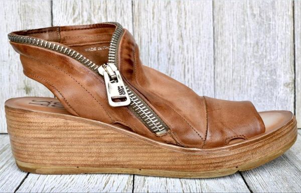 sandals 2021 women summer mid heels wedges shoes ladies vintage pu leather plus size 43 sandalias zapatillas mujer3719749, Black
sandals 2021 women summer mid heels wedges shoes ladies vintage pu leather plus size 43 sandalias zapatillas mujer3719749, Black