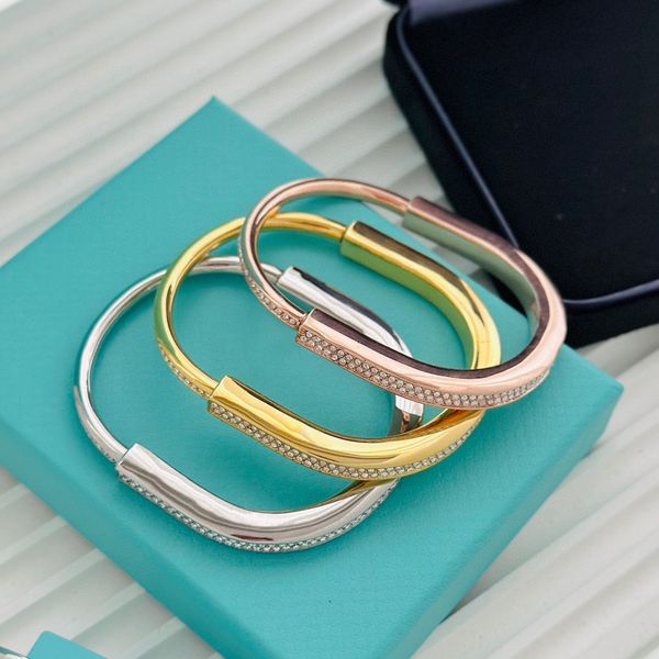 designer bracelet luxury bracelets u-lock bracelets with diamonds bracelets for women fashion temperament bracelets classic jewelry trendy g, Black
designer bracelet luxury bracelets u-lock bracelets with diamonds bracelets for women fashion temperament bracelets classic jewelry trendy g, Black
