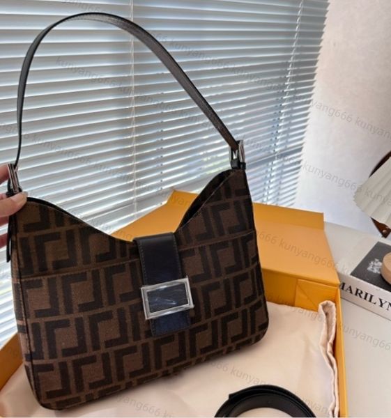 genuine leathe shoulder bags nylon handbags elling clutch luxury designer wallet women fashion crossbody bag famous purses handbag totes
genuine leathe shoulder bags nylon handbags elling clutch luxury designer wallet women fashion crossbody bag famous purses handbag totes