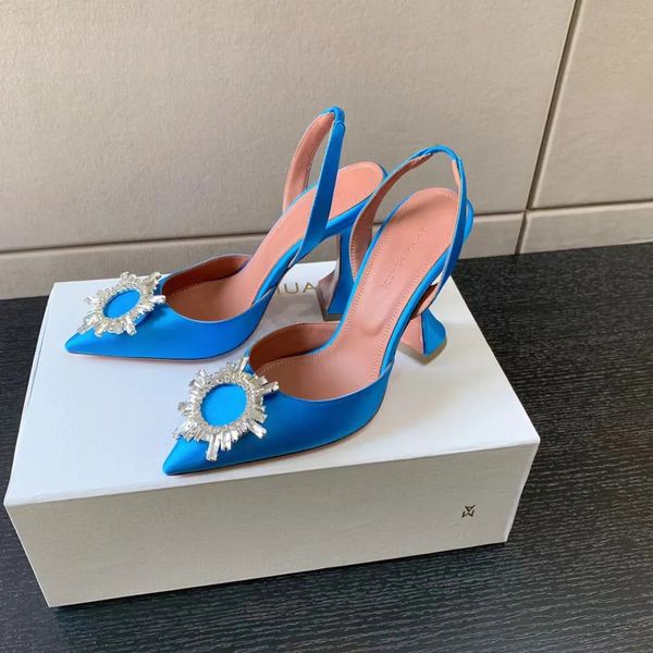 amina muaddi begum luxury designer satin pumps shoes crystal-embellished buckle stain spool heels sandals women's dress shoe evening sl, Black
amina muaddi begum luxury designer satin pumps shoes crystal-embellished buckle stain spool heels sandals women's dress shoe evening sl, Black