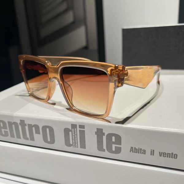fashion luxury designer mens glasses sunglasses for women men ladies designers eyewear square large frame display with thin and high appeara, White;black
fashion luxury designer mens glasses sunglasses for women men ladies designers eyewear square large frame display with thin and high appeara, White;black