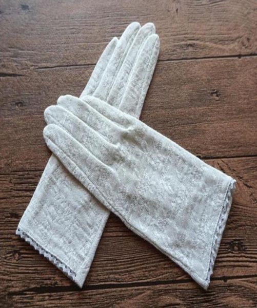 summer new women039s sunscreen cotton jacquard breathable lace driving thin short finger gloves7808124, Blue;gray
summer new women039s sunscreen cotton jacquard breathable lace driving thin short finger gloves7808124, Blue;gray