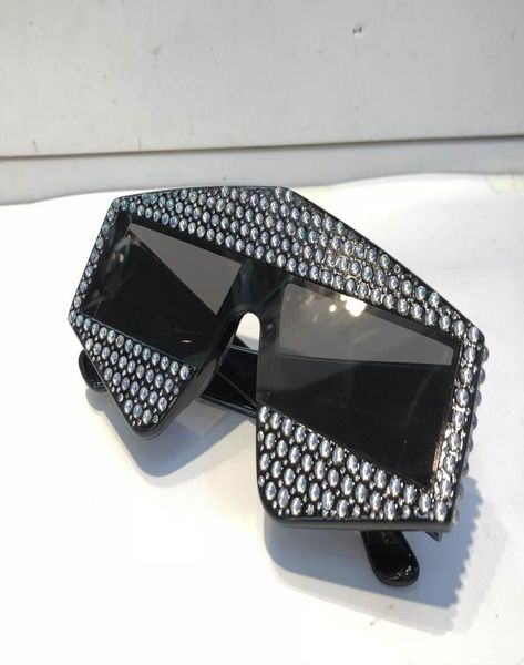 limited edition 0289 sunglasses sparkling diamond designer frame bling bling uv protection fashion summer sunglasses f7032366, White;black
limited edition 0289 sunglasses sparkling diamond designer frame bling bling uv protection fashion summer sunglasses f7032366, White;black