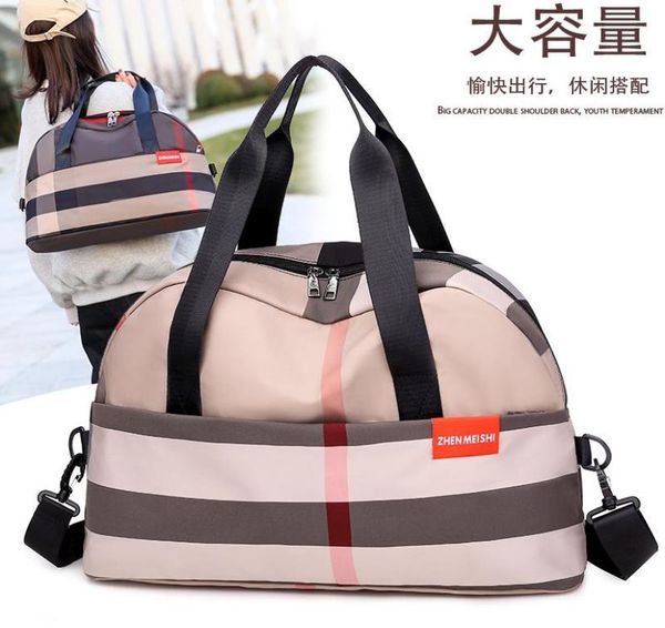 travel bag simple checkered handbag lightweight large capacity luggage fashionable oneshoulder fitness for women duffel bags4225797
travel bag simple checkered handbag lightweight large capacity luggage fashionable oneshoulder fitness for women duffel bags4225797