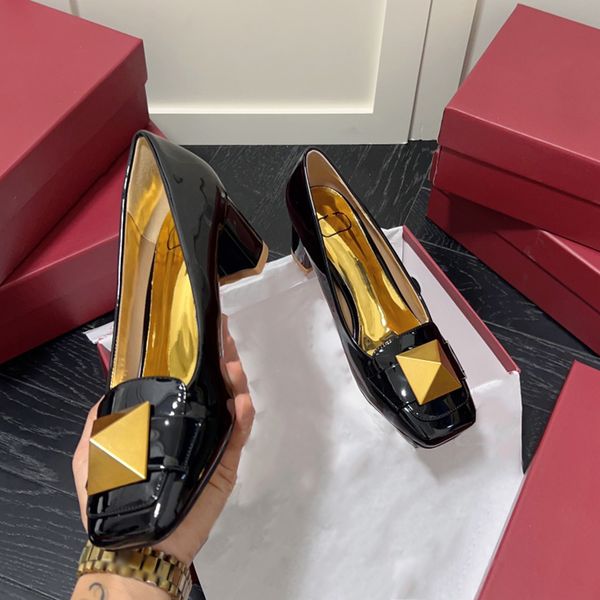 famous designer women dress shoes spring autumn popular 4color genuine leather fashion metal rivet ballet shoes square head shallow mouth lu, Black
famous designer women dress shoes spring autumn popular 4color genuine leather fashion metal rivet ballet shoes square head shallow mouth lu, Black