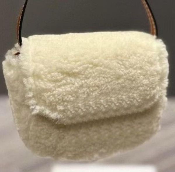 women mini shoulder bags woman coin bag fashion pure white lamb hair crossbody mouth redbag evening party messenger wallet winter 4148722, Red;black
women mini shoulder bags woman coin bag fashion pure white lamb hair crossbody mouth redbag evening party messenger wallet winter 4148722, Red;black