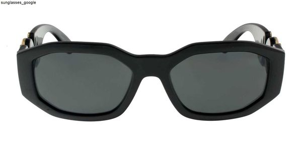 luxury designer sunglasses for men and women summer style sunglasses anti-ultraviolet retro square frame fashion eyeglasses come with packag, White;black
luxury designer sunglasses for men and women summer style sunglasses anti-ultraviolet retro square frame fashion eyeglasses come with packag, White;black