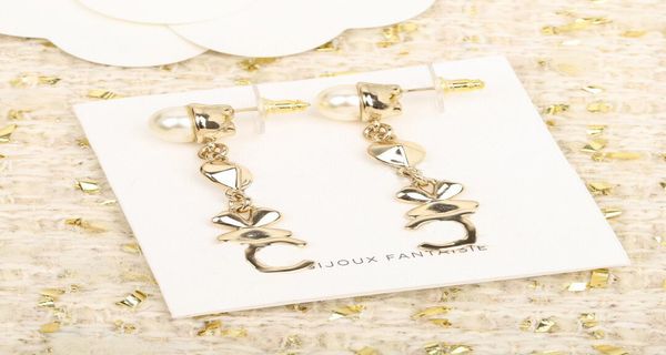 luxury quality drop charm earring with nature shell beads and flower shape design for women wedding jewelry gift have box stamp ps6783657, Golden
luxury quality drop charm earring with nature shell beads and flower shape design for women wedding jewelry gift have box stamp ps6783657, Golden