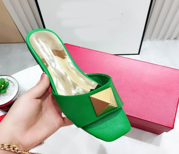 women sandals slippers one stud flat thong calfskin outdoors casual slipper summer designer luxury fashion ladies beach flat flip 9377337, Black
women sandals slippers one stud flat thong calfskin outdoors casual slipper summer designer luxury fashion ladies beach flat flip 9377337, Black