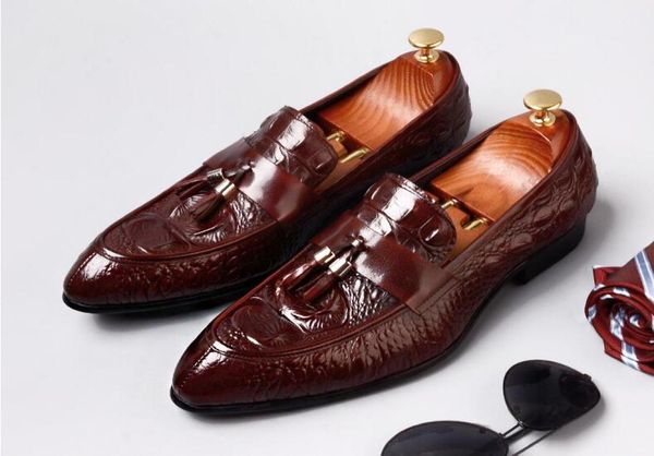 new fashion men039s casual loafers genuine leather slipon dress shoes handmade smoking slipper men flats wedding party shoes9739203, Black
new fashion men039s casual loafers genuine leather slipon dress shoes handmade smoking slipper men flats wedding party shoes9739203, Black