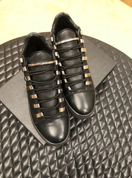 luxury designer comfort casual shoes mens daily lifestyle skateboarding shoe make old sports chausures walking sneakers7808503, Red;white
luxury designer comfort casual shoes mens daily lifestyle skateboarding shoe make old sports chausures walking sneakers7808503, Red;white