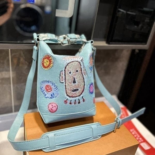 designer bag the tote bag wallet crossbody bags wallet handbag solid color graffiti embossed classic fashion
designer bag the tote bag wallet crossbody bags wallet handbag solid color graffiti embossed classic fashion