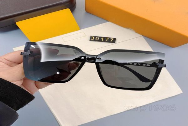 30177 men039s and women039s sunglasses fashion style uv400 lens protect eyes9390634, White;black
30177 men039s and women039s sunglasses fashion style uv400 lens protect eyes9390634, White;black