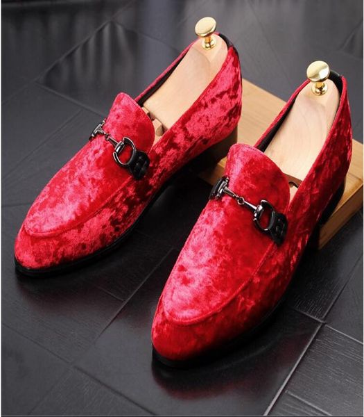 promotion new spring men velvet loafers party wedding shoes europe style embroidered gold red velvet slippers driving moccasins dh3720122, Black
promotion new spring men velvet loafers party wedding shoes europe style embroidered gold red velvet slippers driving moccasins dh3720122, Black