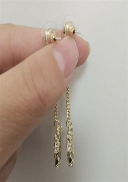 have stamp fashion letter hoop diamond double gold earrings aretes orecchini for women party wedding lovers gift jewelry with box 7999350, Golden;silver
have stamp fashion letter hoop diamond double gold earrings aretes orecchini for women party wedding lovers gift jewelry with box 7999350, Golden;silver