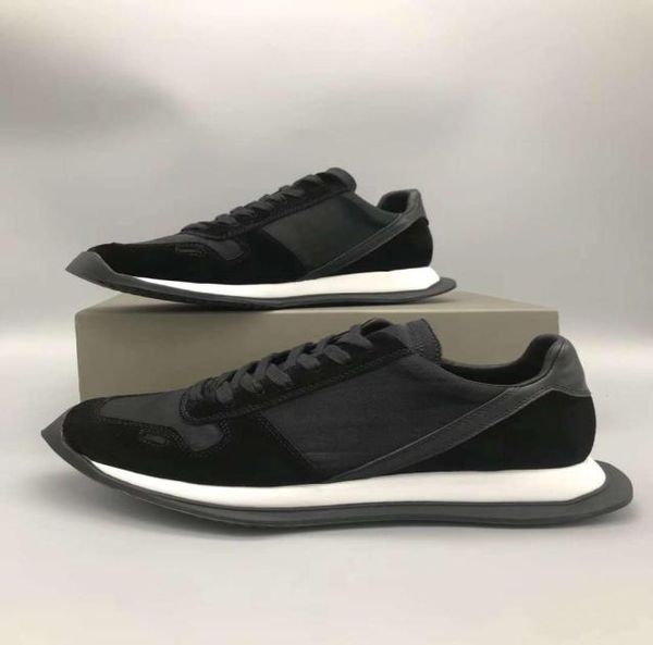 new list genuine leather mesh lining sports shoes first layer water dyed leather trend fashion personality nonslip shock absorber3461263
new list genuine leather mesh lining sports shoes first layer water dyed leather trend fashion personality nonslip shock absorber3461263