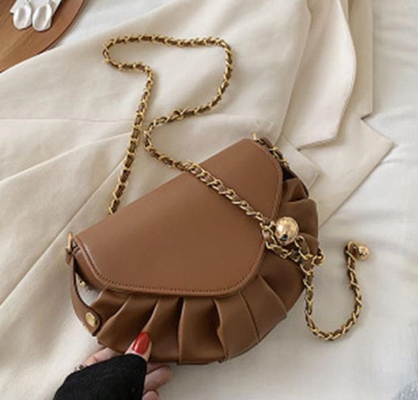 ladies chain messenger bag summer korean style handbag simple and solid color easy to carry for daily travel6519311, Black;red
ladies chain messenger bag summer korean style handbag simple and solid color easy to carry for daily travel6519311, Black;red
