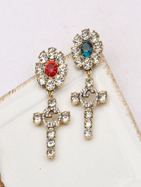 18k gold plated 925 silver designer letters stud drop dangle earring crystal geometric luxury brand women pearl wedding party jewe1791344, Golden;silver
18k gold plated 925 silver designer letters stud drop dangle earring crystal geometric luxury brand women pearl wedding party jewe1791344, Golden;silver