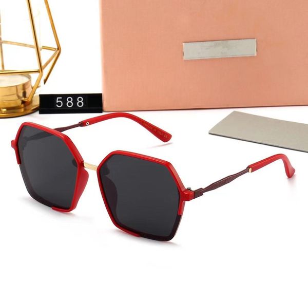 designer luxury sunglasses with box of stylish fashion pink black blue polarized glasses 5style for women zx002434680250, White;black
designer luxury sunglasses with box of stylish fashion pink black blue polarized glasses 5style for women zx002434680250, White;black