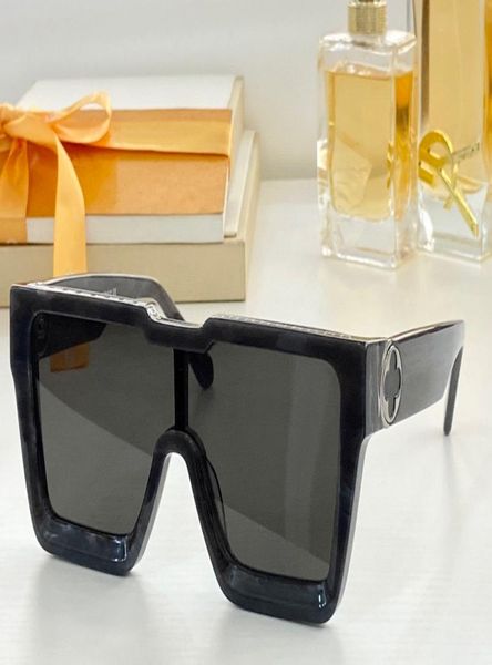 sunglasses for men women summer 2190 style sunshade antiultraviolet retro plate plank full frame random box3112458, White;black
sunglasses for men women summer 2190 style sunshade antiultraviolet retro plate plank full frame random box3112458, White;black