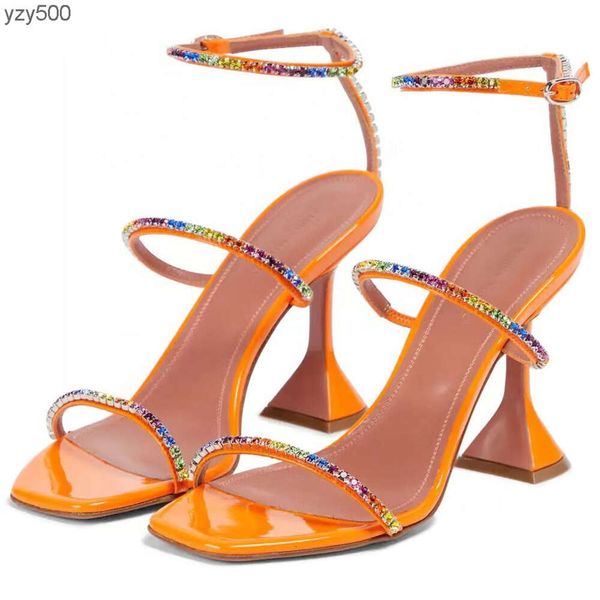 amina muaddi sandals gilda glass sandals transparent pvc white crystal embellished 95mm strap spool heels heel for slipper women designers b, Black
amina muaddi sandals gilda glass sandals transparent pvc white crystal embellished 95mm strap spool heels heel for slipper women designers b, Black