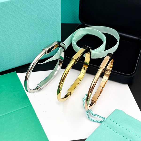 designer bracelet luxury bracelets u-lock bracelets with diamonds bracelets for women fashion temperament bracelets classic jewelry trendy g, Black
designer bracelet luxury bracelets u-lock bracelets with diamonds bracelets for women fashion temperament bracelets classic jewelry trendy g, Black