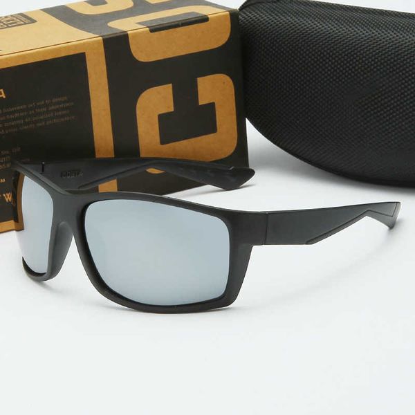 2023 designer costas sunglasses co9030 sports cycling sunglasses men's and women's beach glasses, White;black
2023 designer costas sunglasses co9030 sports cycling sunglasses men's and women's beach glasses, White;black