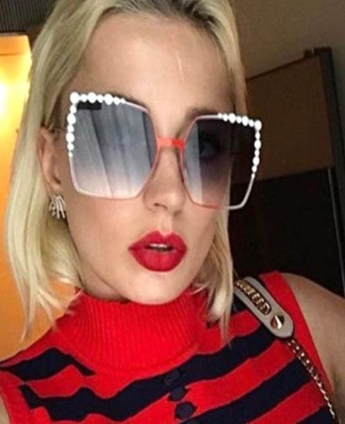 2018 oversized square sunglasses women diamond new fashion brand designer pink female sun glasses superstar transparent oculos5041034, White;black
2018 oversized square sunglasses women diamond new fashion brand designer pink female sun glasses superstar transparent oculos5041034, White;black